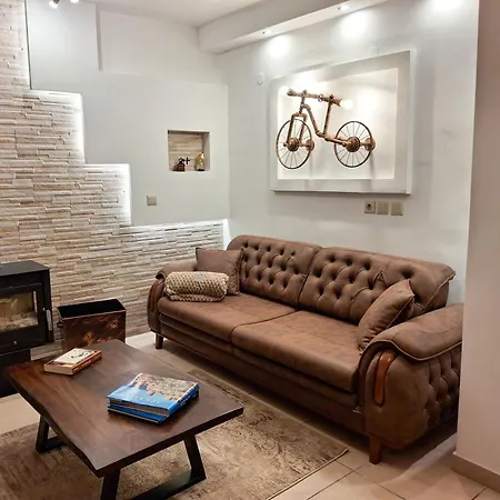 Λιόγερμα Appartamento Levídhion