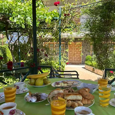 Λιόγερμα Апартаменты