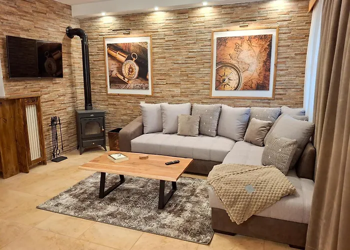 Appartamento Λιόγερμα