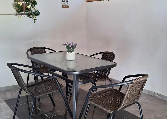 Λιόγερμα Appartamento Levídhion